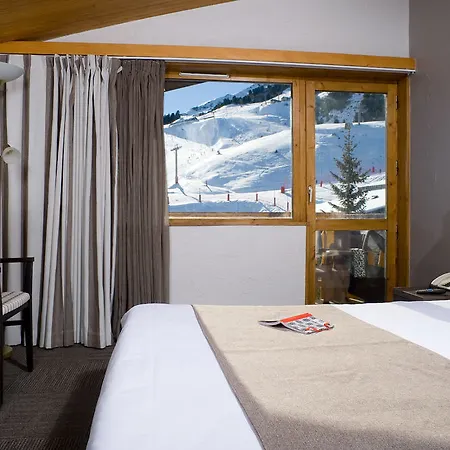 Madame & Le Mottaret Hotel Meribel