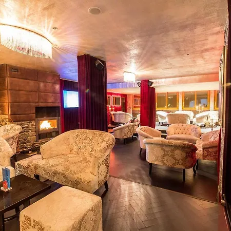 Madame & Le Mottaret Hotel