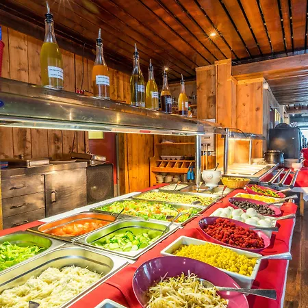 Madame & Le Mottaret 3* Meribel