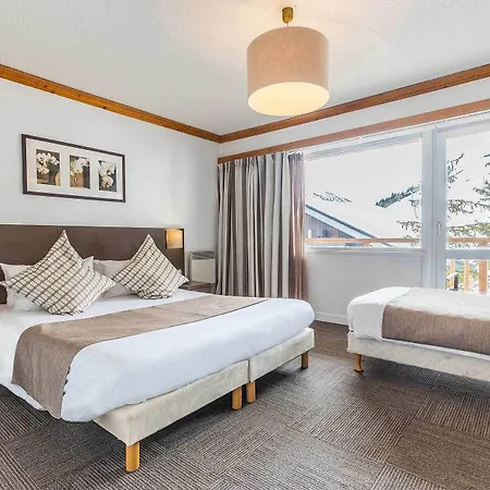 Madame & Le Mottaret Hotel 3*